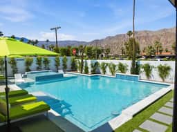 La Quinta Splash Inn - Image 4